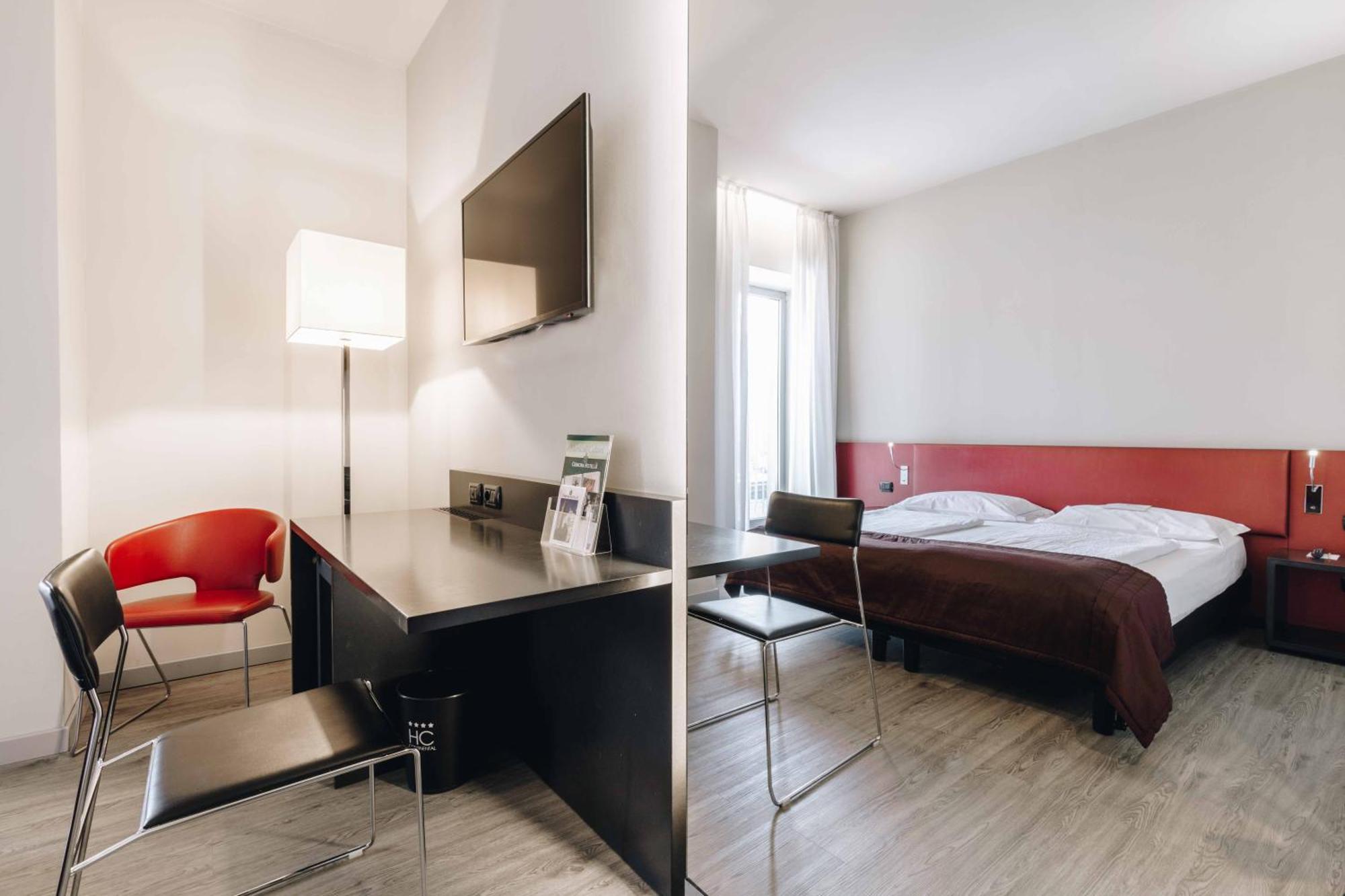 Hotel Continental Кремона Экстерьер фото